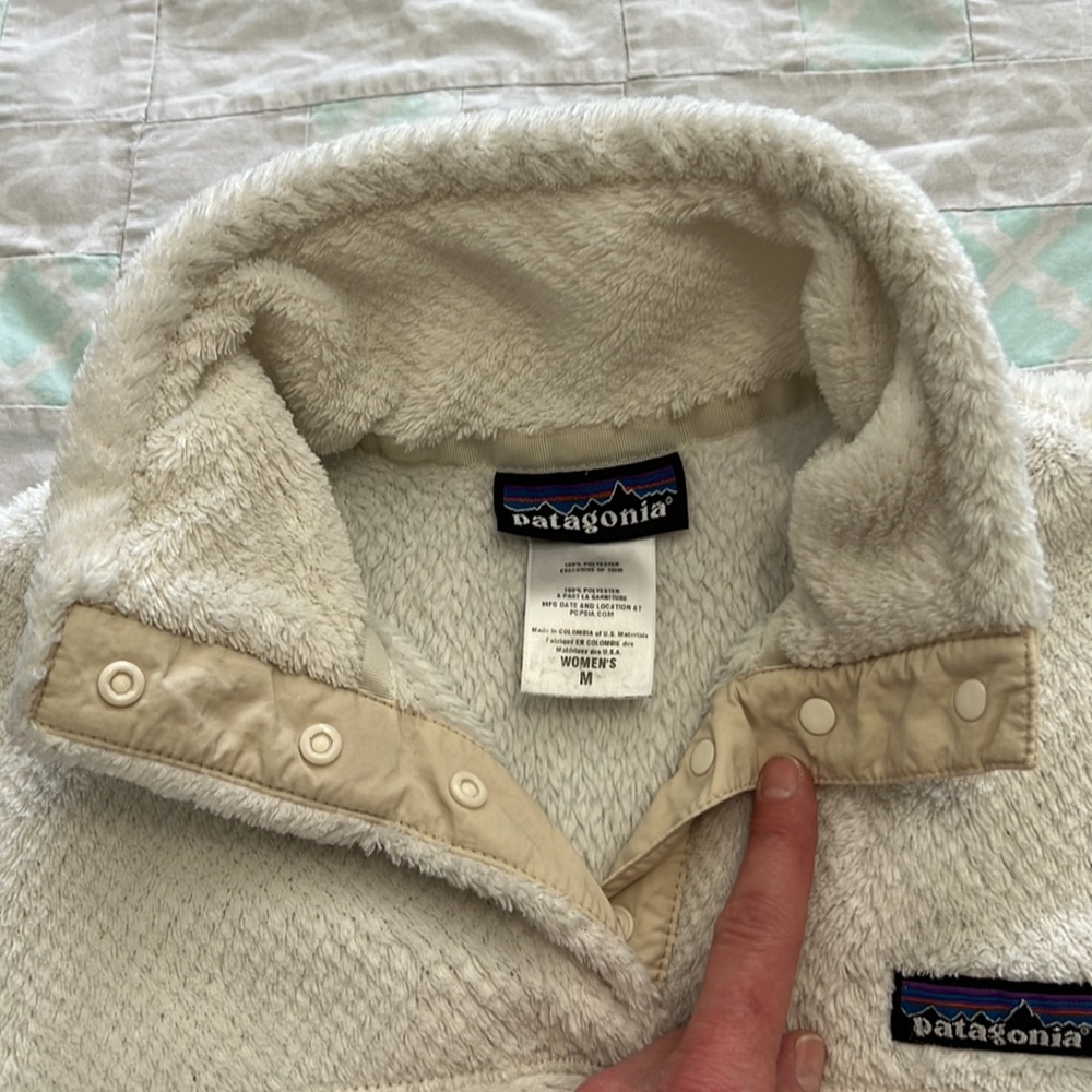 Patagonia medium sweater - Picture 2 of 5